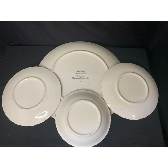 Southern Potteries Blue Ridge Hand Painted Plates And Bowl, Lot Of 4 - c. 1940s - Picture 2 of 8